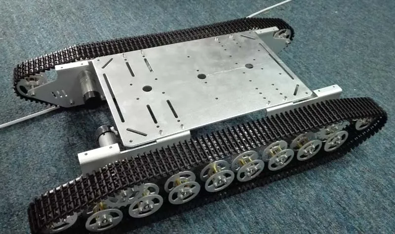 

New Model 4 Wheel Car Chassis 4WD Metal Tank, 4 High Torque DC Motor, for Smart Tank,Car,DIY,Remote Control Development
