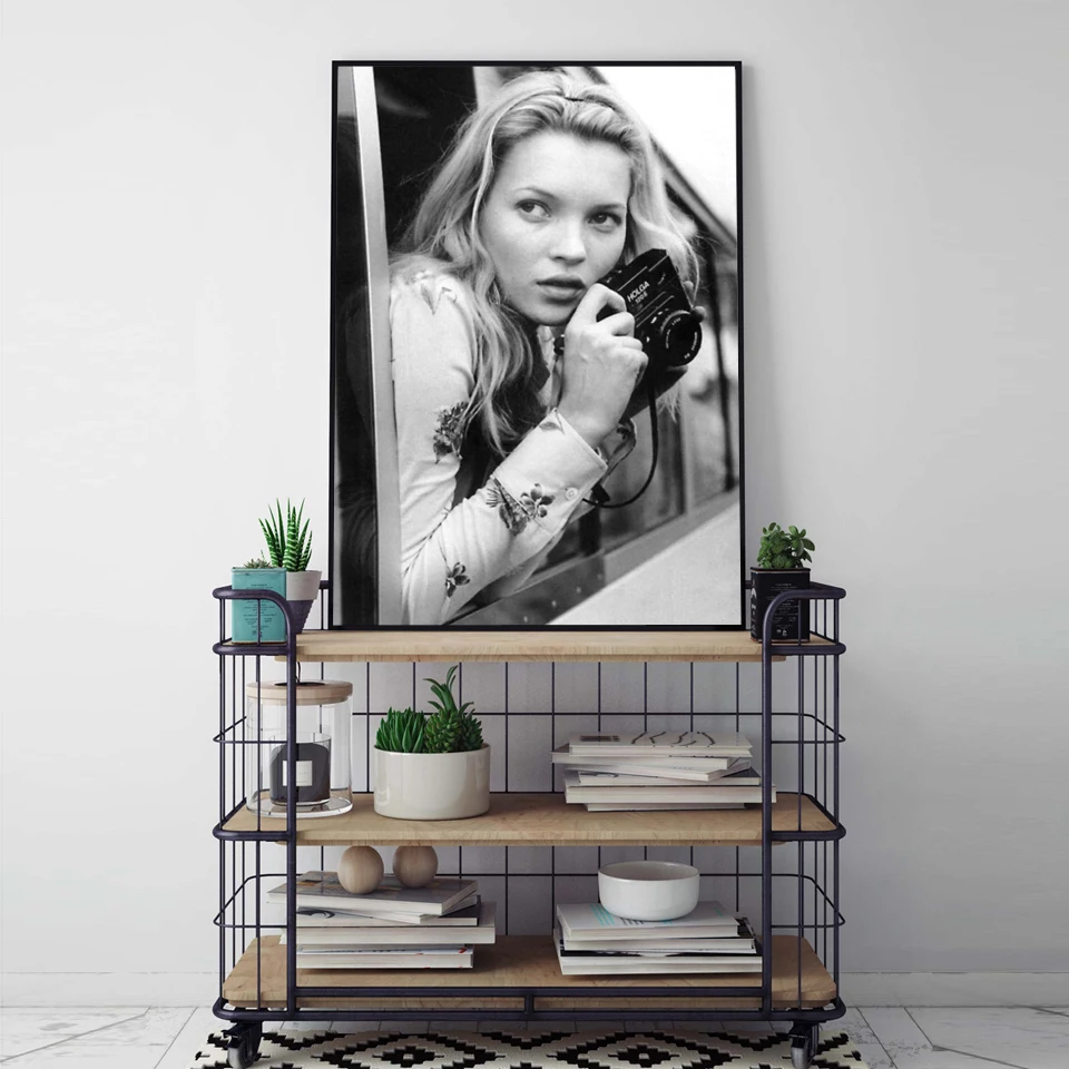 

Fashion Poster Wall Art Kate Moss Photography Prints Black and White Supermodel Photo Canvas Painting Wall Pictures Modern Decor