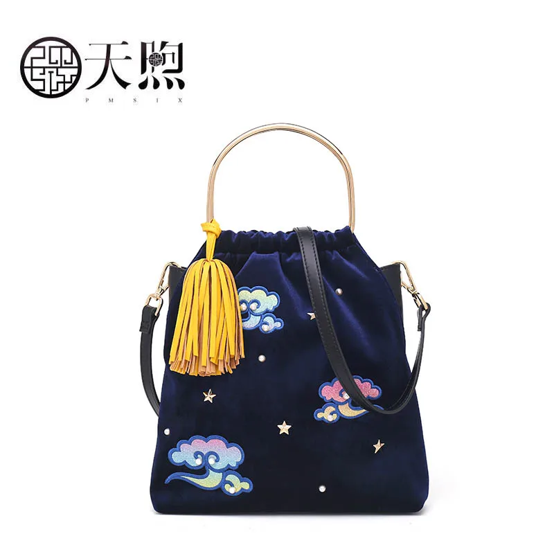 

PMSIX 2019 New women bag fashion Embroidery personality velourMaterial shoulder bag women famou brand crossbody bags for women
