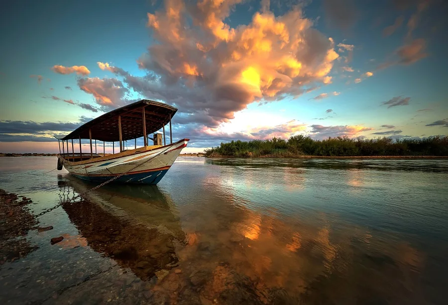

Laeacco Cloudy Sky Forest River Boat Landscape Photography Backgrounds Vinyl Custom Photographic Backdrops For Photo Studio