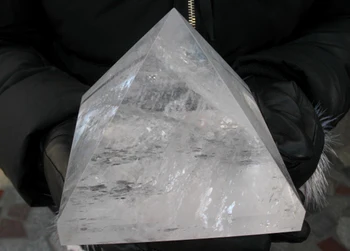 

1460g Pretty Natural Clear Quartz Crystal Pyramid Healing
