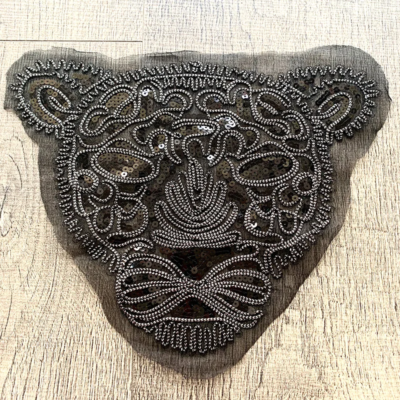 

26x24 Large Grey Sequins Tiger Head Patch Clothes Patches for Clothing Sew on Embroidery Leopard Applique Crafts Stripes Sticker