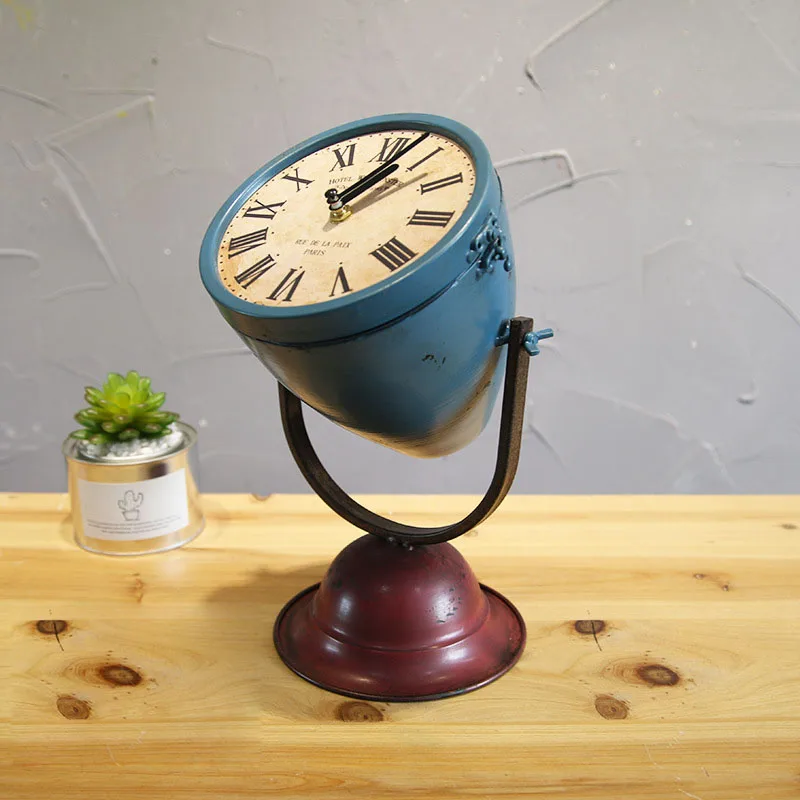American Vintage Industrial Steampunk Desktop Table Searchlight Shaped Iron Clock Ornaments Office Cafe Display Model American Vintage Industrial Steampunk Desktop Table Searchlight Shaped Iron Clock Ornaments Office Cafe Display Model
