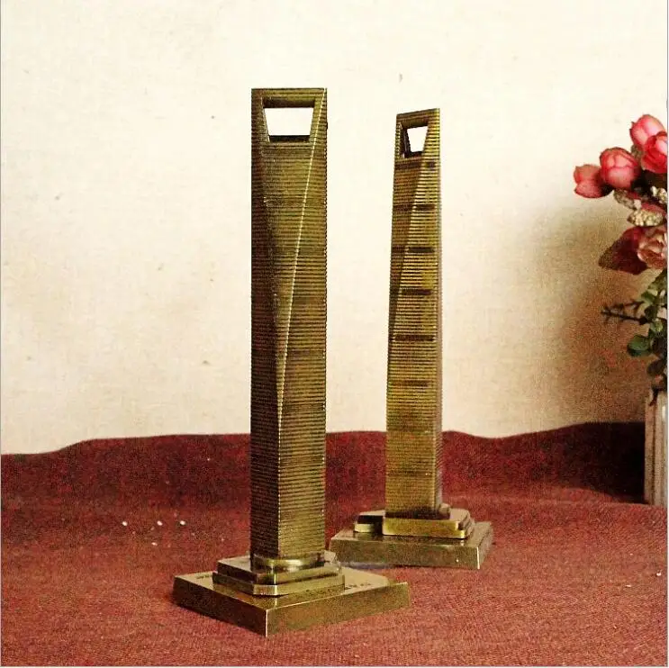 

World Famous Architecture Shanghai Global Center Model Decoration Metal Building Model For Home Decor Friends Boss Birthday Gift