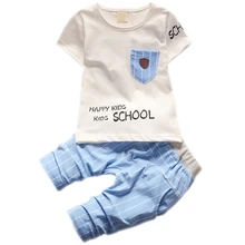 Летняя одежда для маленьких мальчиков футболка с короткими рукавами и буквенным принтом+ штаны в полоску комплекты одежды для маленьких мальчиков