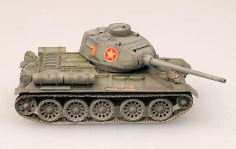 ДНП поле боя T34 85 средний танк Veitnam армии 1/72 готовой easy model