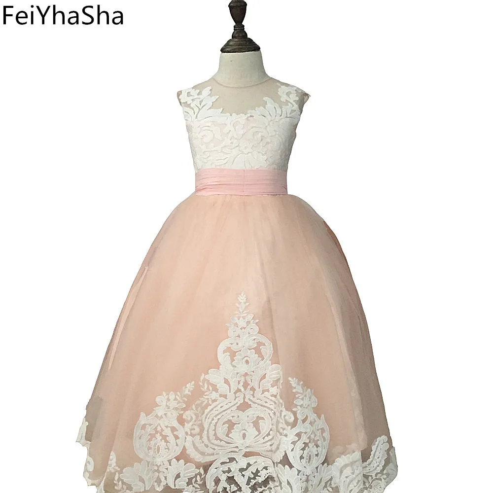 

FeiYanSha New First Communion Dresses for Girls Champagne O-neck Sleeveless Ball Gown Lace Appliques Flower Girl Dresses for Wed