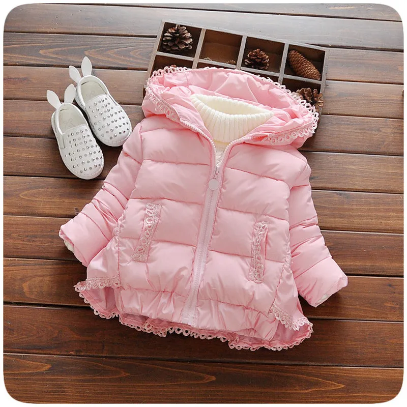 Теплая одежда для новорожденных девочек. Зимняя одежда для маленьких детей. Дети зимой. Зимняя одежда для маленьких. Зимняя одежда для новорожденных девочек.