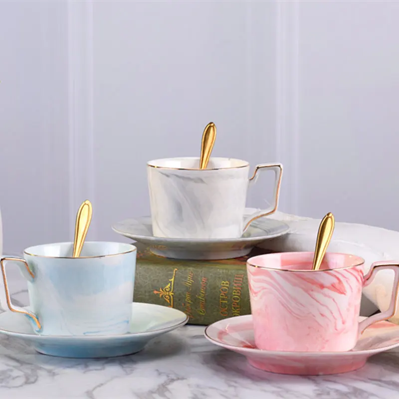 Керамические кофейные чашки с блюдцами и ложка ручной Мрамор чашка для молока и чая набор Европа день кружка для чая молока комплект рождественские подарки