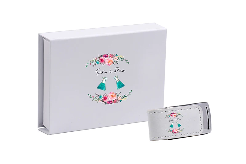 16gb em couro, usb + caixa de