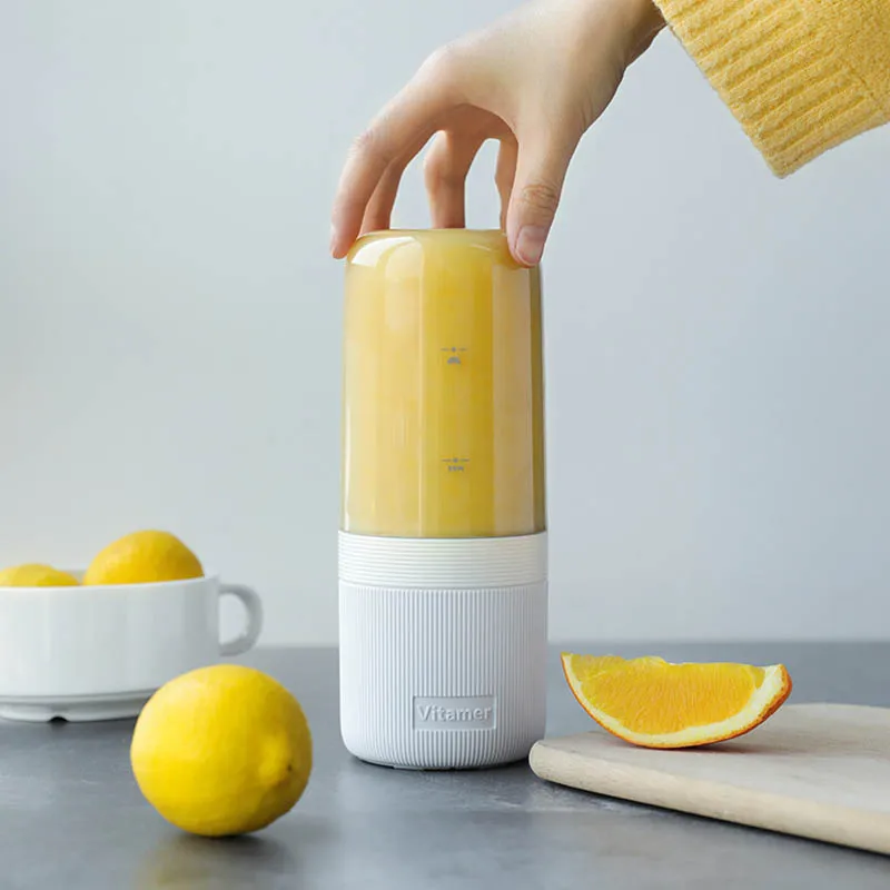

400ML USB Juicer Smoothie Blender Bottle Hand Juicer Portable Electric Juicer Charge Fruit Squeezer 4 Blades Juicer Machine