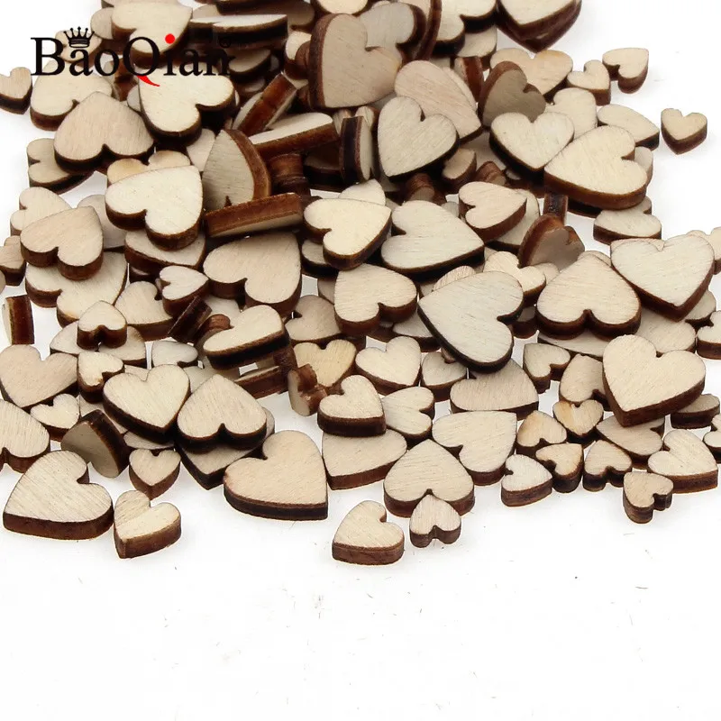 200Pcs DIY Size Mixing Love Heart Wood Slices For Home Decorative Crafts Scrapbooking Holiday Party Embellishments Buttons