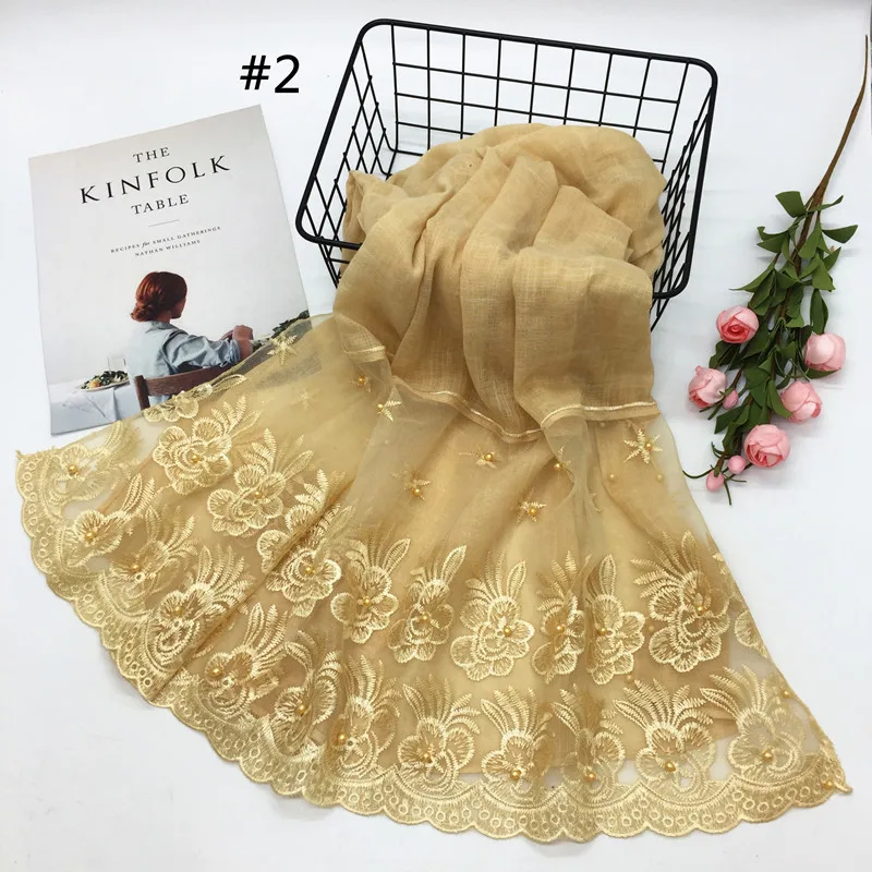 

New 2018 winter Muslim hijab luxury embroidery lace floral scarf lady cotton scarf brand head scarf Arab female Stoles Bandana