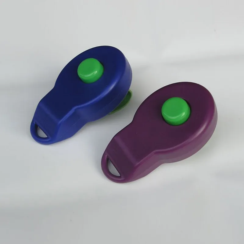 

Big Button Dog Cat Training Clicker Hand-Held Clicker With Finger Holder Dog Squeaky Toy Nice Loud Click
