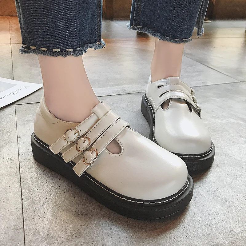 

HIZCINTH Vintage Small Leather Shoes Woman Female 2018 Spring Casual Flat Platform Shoes Students Round Toe Buckle Loafers Mujer