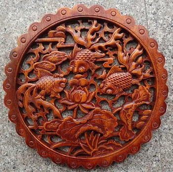 

Delicate Round Chinese Traditional Handicrafts Classical Camphor Wood Wall Hanging - Three Goldfish and Lotus