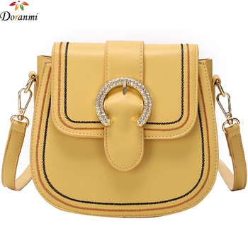 

DORANMI Fashion Saddles Women's Bag 2019 Small Flap Bag Crossbody Bags Female Leather Buckle Bag Messenger Bolsos Mujer CBB204