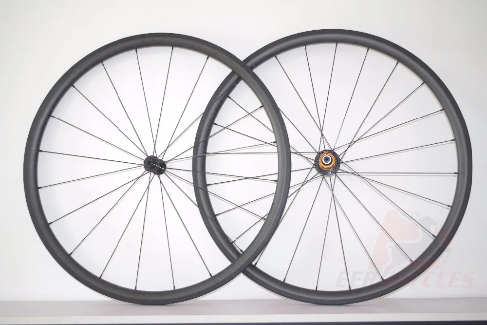 30mm carbon bike wheelset