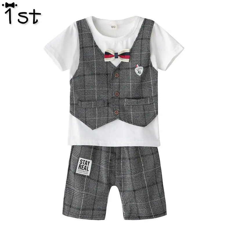 

1st The new 2018 spring and summer boy tie off 2 children suit jacket grid gentleman bow a generation