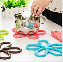100 Piece pvc dining table placemat coaster kitchen accessories mat cup bar mug cute flower drink