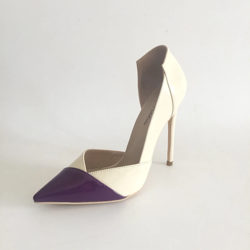 tacones altos color beige