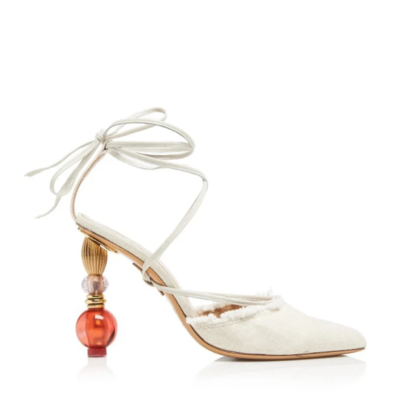

Spring Fashion Week In Europe And The United States 2019, Same Type Of Walking Shoes, Special-shaped Heels, High-heeled S