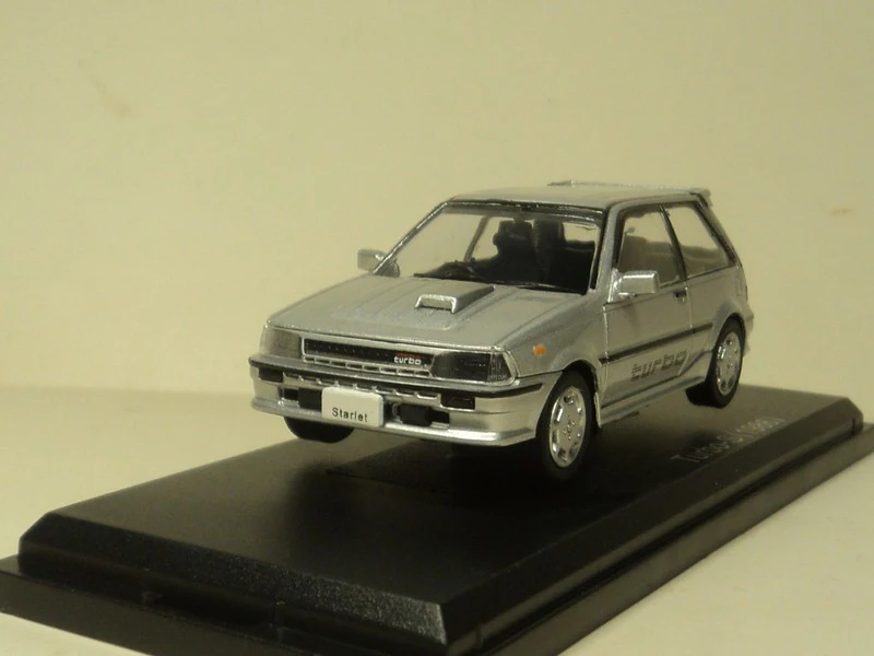 

Rare 1:43 Turbo S 1986 car model Alloy collection model
