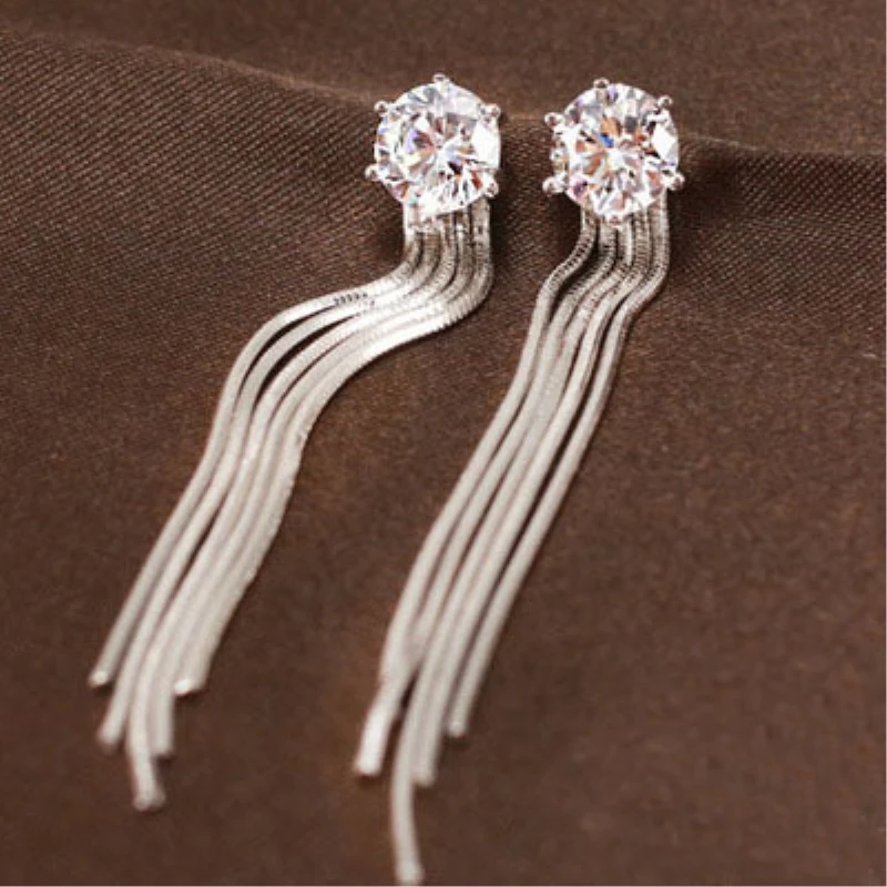 

Korean Six-claw Tassel Fringed 925 Sterling Silver Temperament Personality Fashion Female Earring SEA031