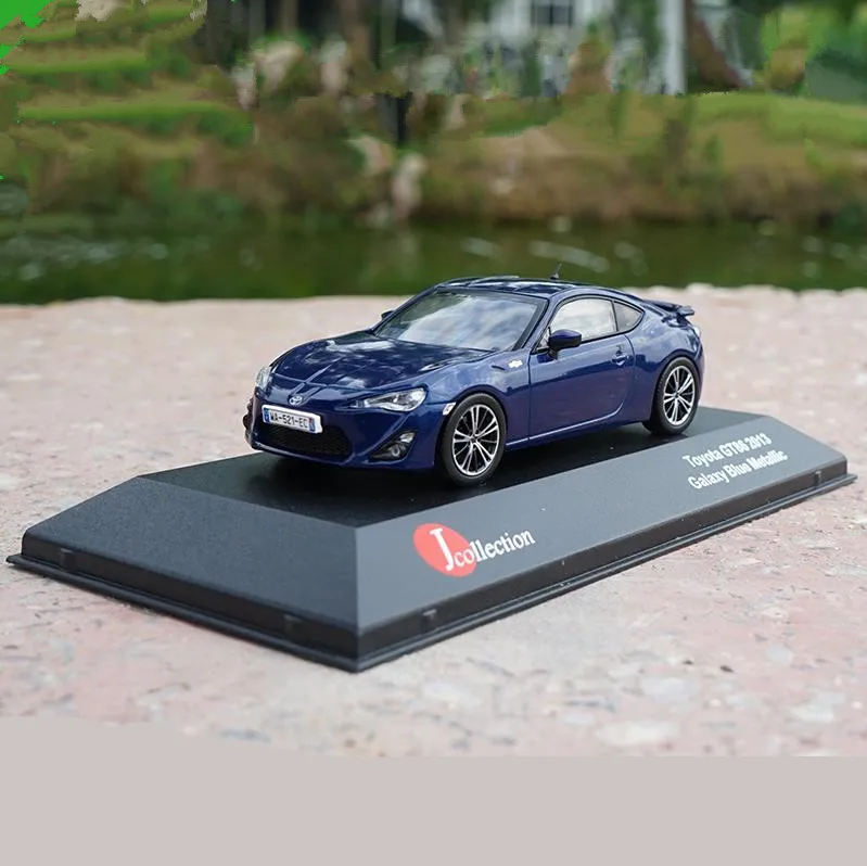 

1:43 TOYOTA GT86 alloy car toy,High simulation collection model car,diecast metal model toy vehicle,free shipping