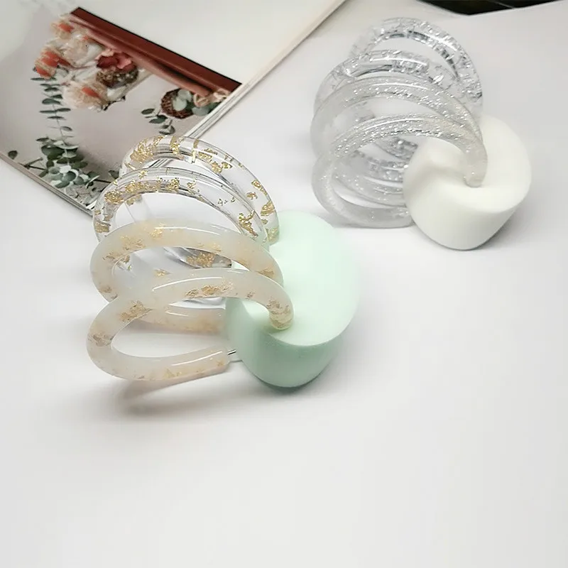 

New Korean Fashion Round Acrylic Earrings Multi Color Acetic Acid Arc C Shaped Earrings Geometric Circle Earrings Wholesale