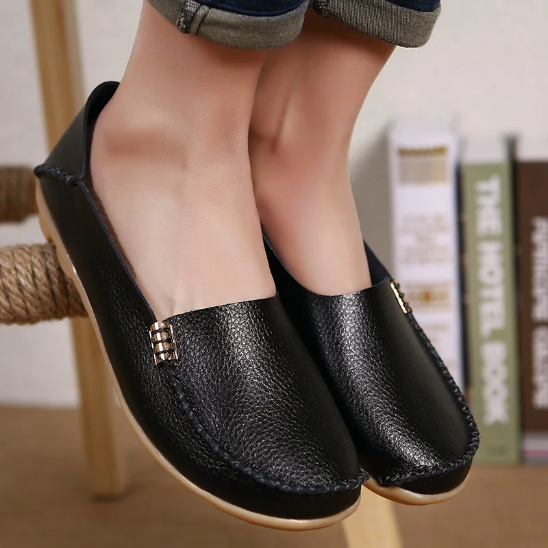 New Fashion Casual Women Flats Shoes Leisure Solid Mother Shoes Breathable Moccasins Loafers Ladies Flats Shoes YST432