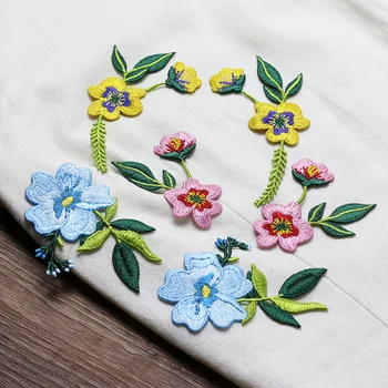

Maxsin 2018 new fashion 6pcs /3 pairs High Quality Pink Yellow Blue Embroidery Flower Patches Sew On Patches DIY Accessories