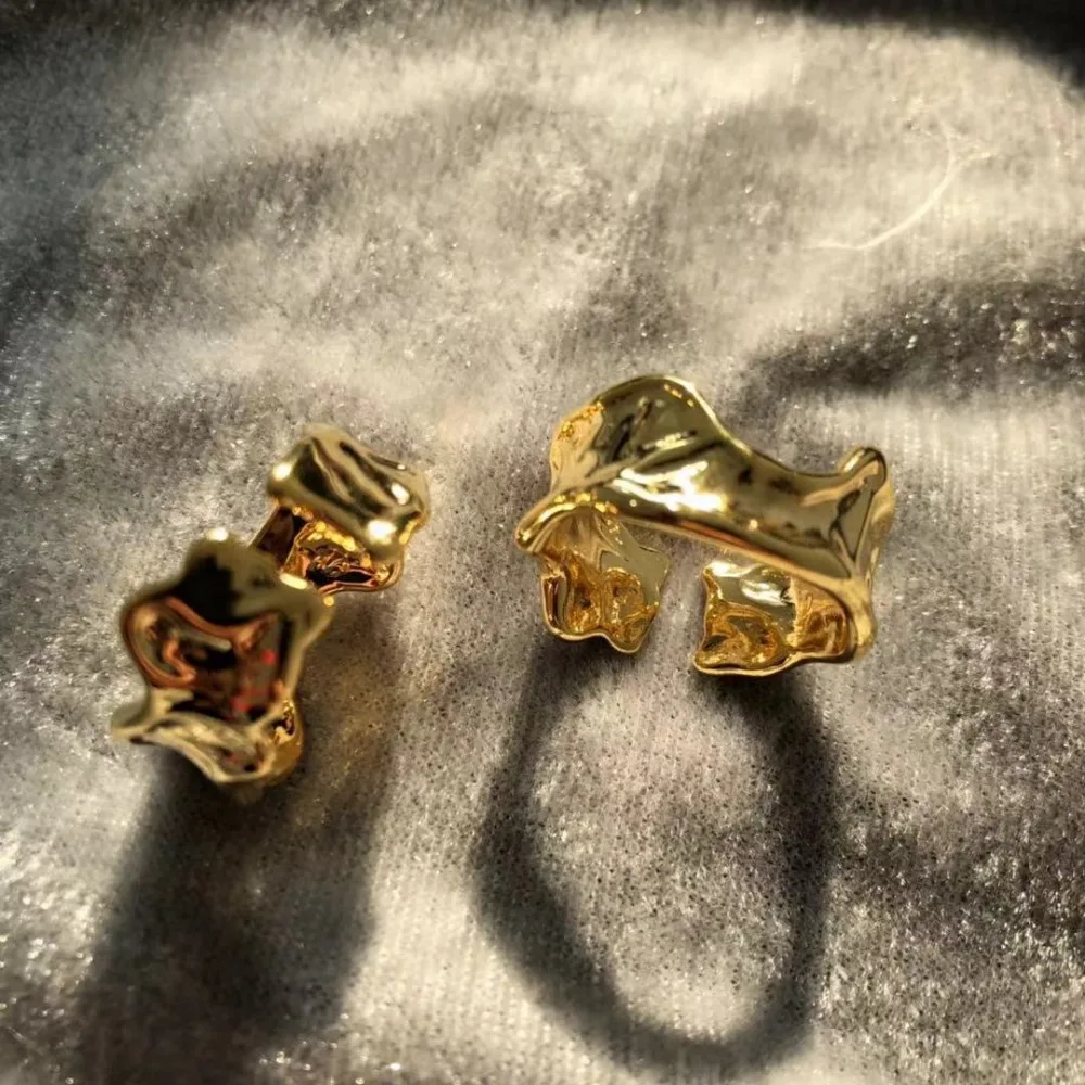 Comprar 2019 Simple europeo y americano de latón chapado en oro anillo de mujer anillos bague para mujer Anel aneis anelli encanto anillo bisuteria