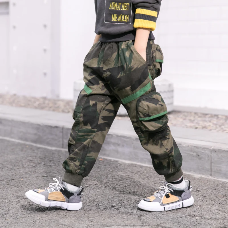 cargo pants teenager