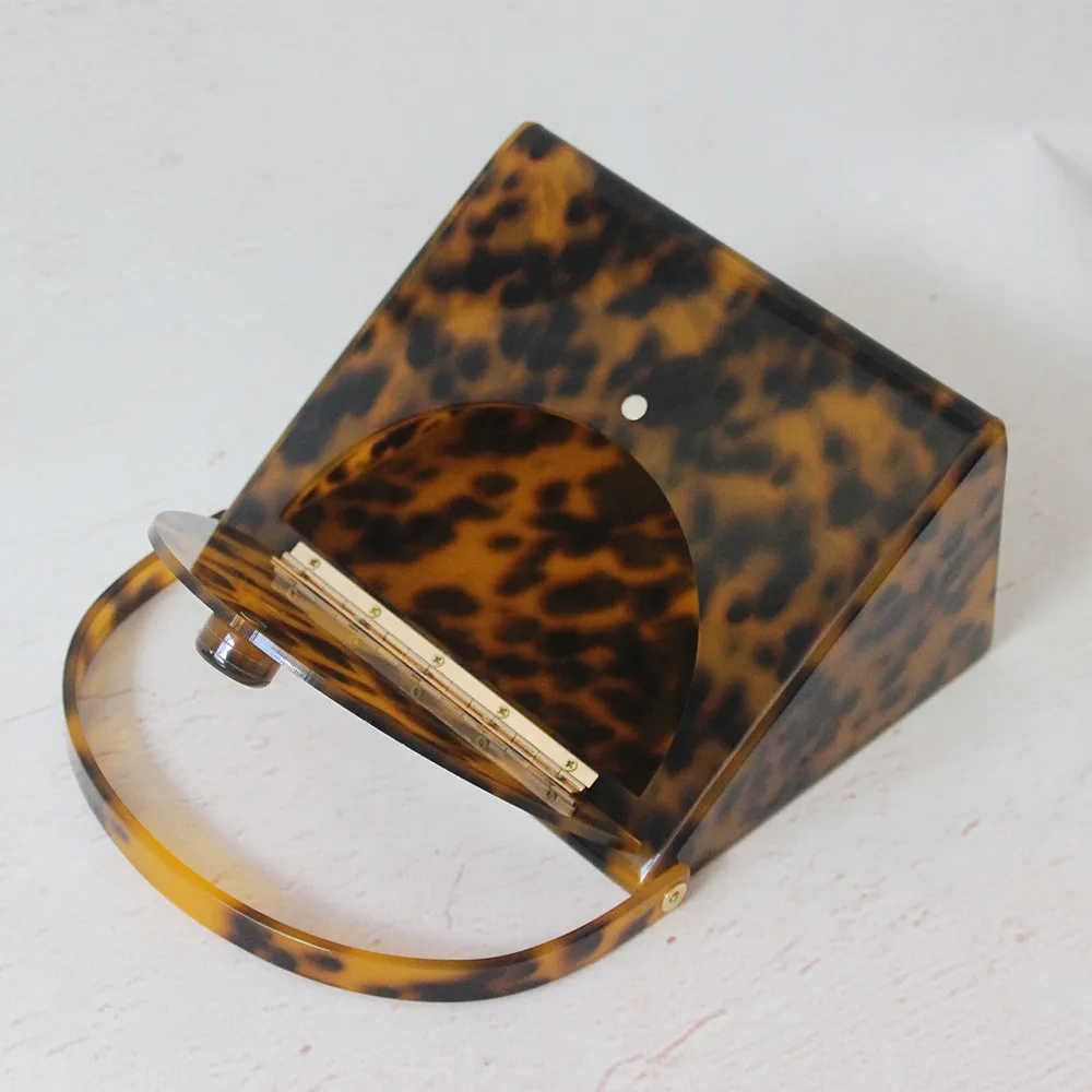

Fashion women High Quality Acrylic Leopard Print Square Handbag Dinner Bag Mini LadyTop Brands Top Designer Ins Enening Bag