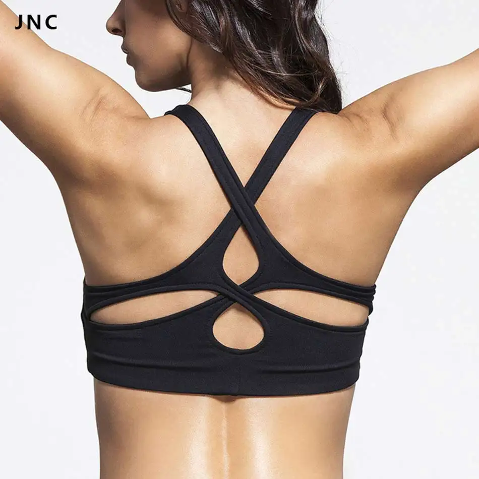Recent searches Browse our collection of must-have black bras that are designed to lend a stylish look and a comfortable feel. Offering silhouette-flattering black bras with luxurious lace, wired, padded and non padded options, our lingerie collection offers a variety of styles for everyday wear.