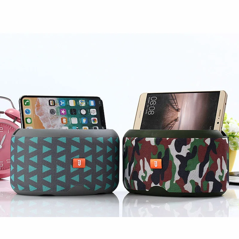 Portable wireless Bluetooth speaker multi-function AI mobile phone bracket Bluetooth speaker stereo HIFI Bluetooth speaker.