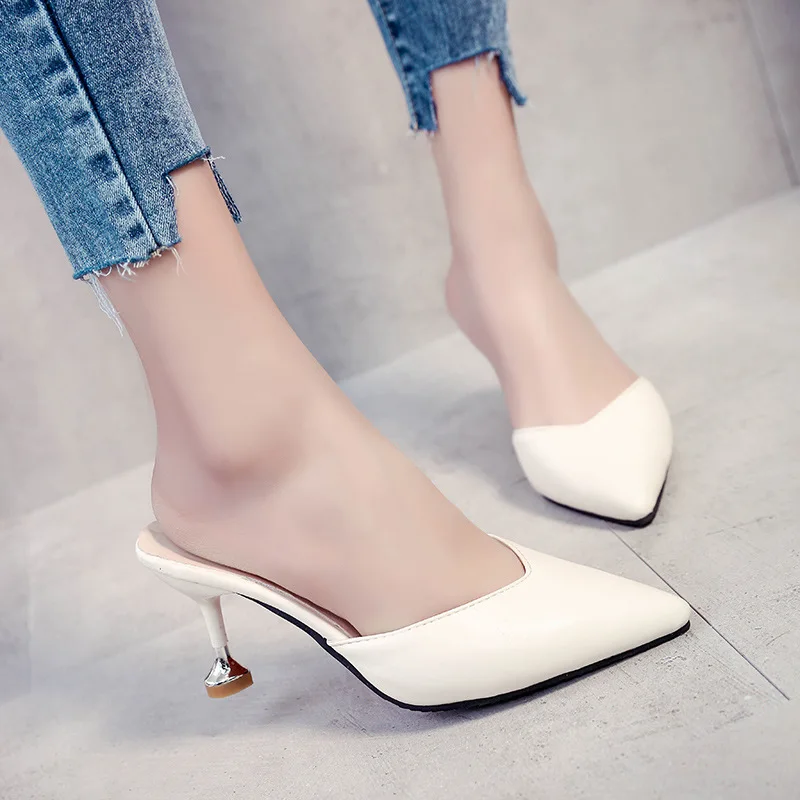 

New cat with sandals stiletto pointed fashion with sandals and slippers baotou half slippers female summer wear