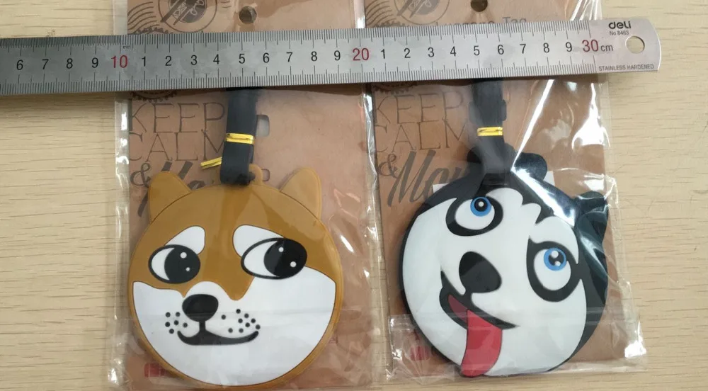 

1pcs funny dog Husky/ Akita dog Pendant Travel Name Tag Novelty toys