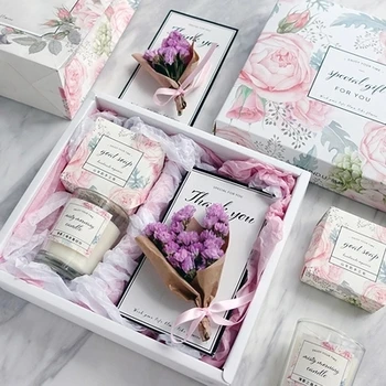 

Mori Fresh Rose Wedding Aromatherapy Gift Box with Hand Marriage Christmas Gift