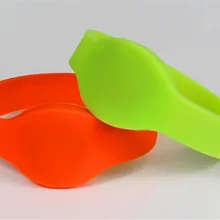 200 шт./лот ISO14443A RFID 13,56 мГц RFID Водонепроницаемый HF RFID Силиконовый браслет с f08 чипы сауна Для ванной центр