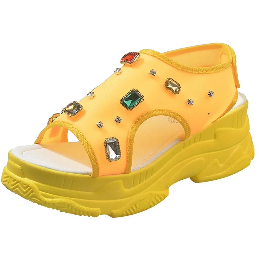 SAGACE المرأة الصيف شفافة اللون حجر الراين منصة الصنادل المفتوحة حذاء كاجوال سميكة سوليد ارتداء مقاومة الصنادل قد 22