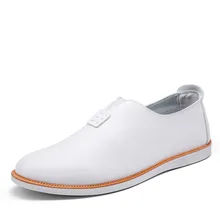 Soft Men Loafers High Quality Leather Shoes Men Moccasins Comfortable Man Slip-On Flats Casual Driving Shoe Male Boat Shoes mycolen 2018 men slip on loafers shoes leather comfortable designer male flats trendy high quality shoes chaussures homme