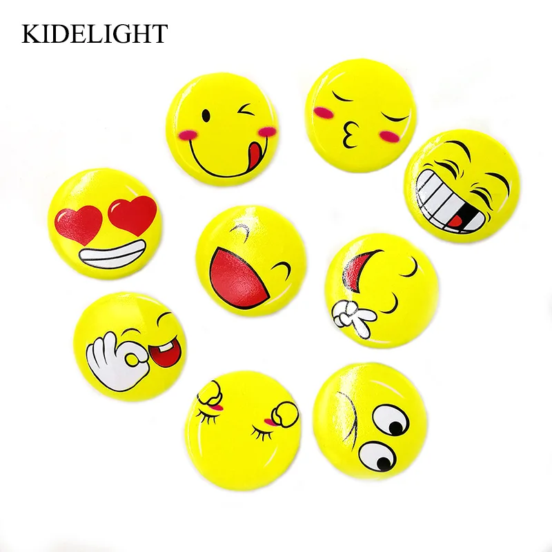 

40PCS 3cm Emoji Party favor badge brooch kids birthday party gift souvenir baby shower girl boy pinata fillers