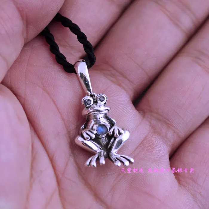 

925 pure silver three-dimensional frog silver pendants