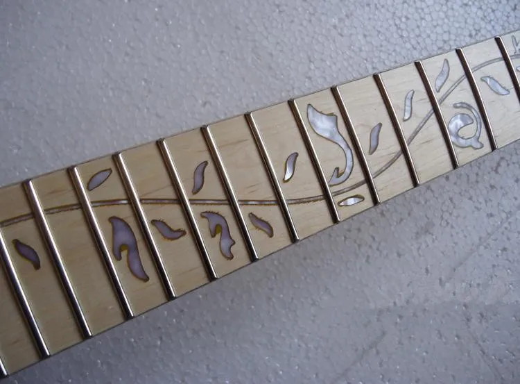 Disado 24 Frets inlay Árbol de la vida de la guitarra eléctrica del arce guitarra al por mayor partes guitarra instrumentos musicales Accesorios