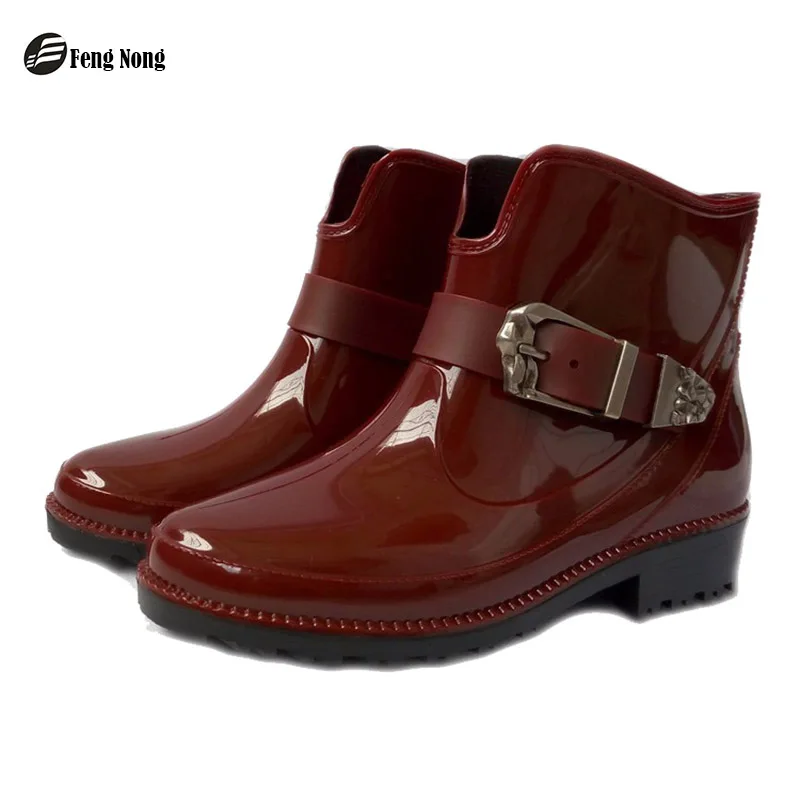 En Ligne Feng Nong nouveau design pluie bottes étanche plat avec chaussures femme pluie femme d eau en caoutchouc cheville bottes boucle sangle botas w058