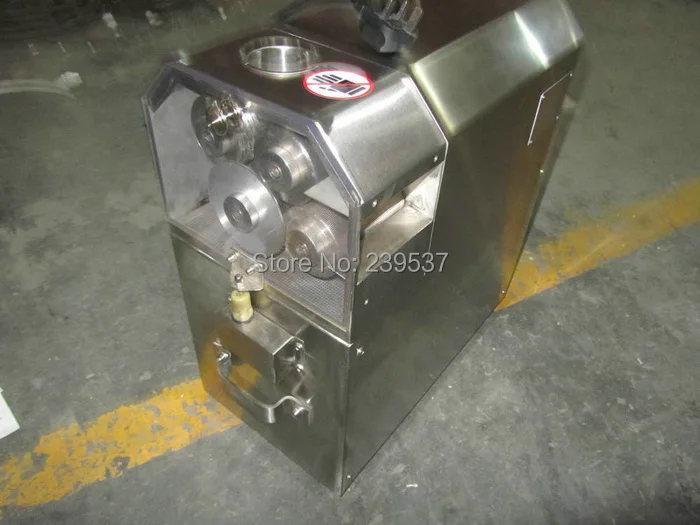 luxury four roller sugarcane press, sugarcane juicing machine (10).jpg