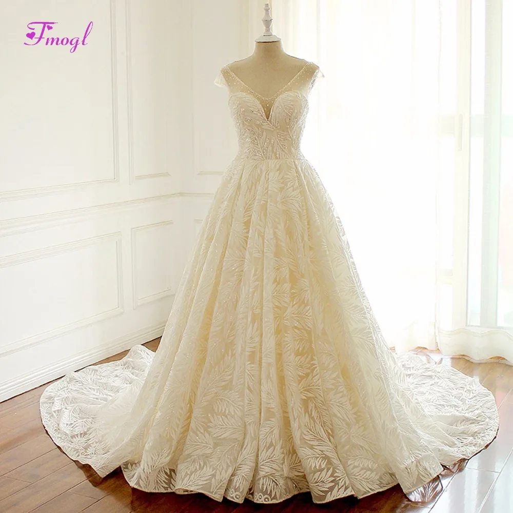 Fmogl Designer V-neck Cap Sleeve Lace Princess Wedding Dress 2019 Delicate Beaded Sequined Bride Gown Robe De Mariage Plus Size