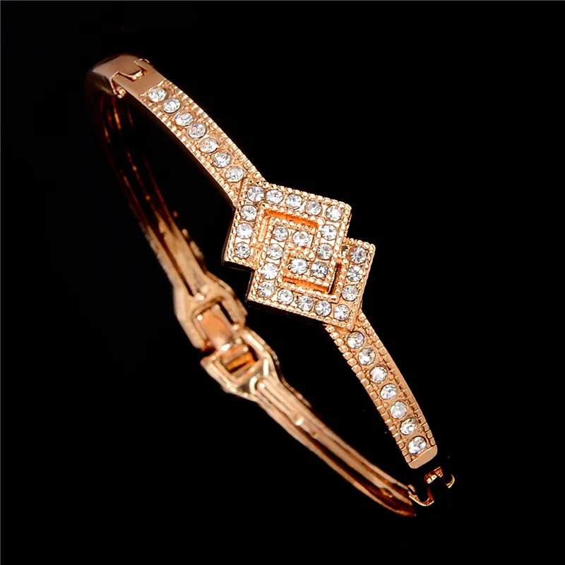 

Mix Styles Gold -color Cuff Bracelet For Women Ladies Romantic Rhinestone Mosaic Bracelet&Bangle Crystal Jewelry